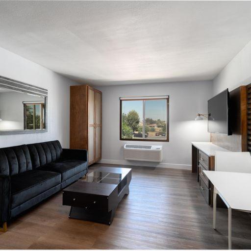 Mainstay Suites Moreno Valley Near March Air Reserve Base Eksteriør billede